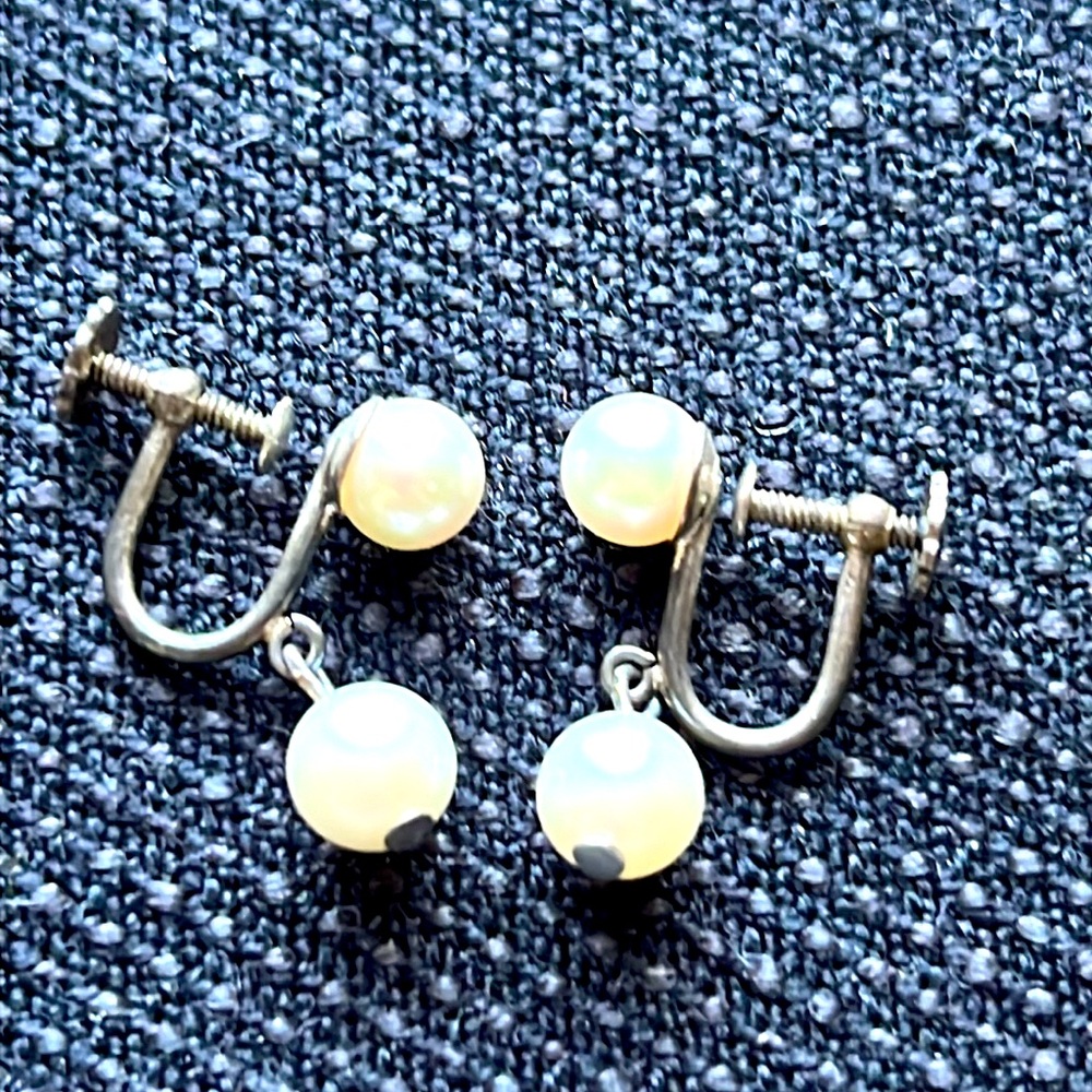 Vintage genuine pearl sterling silver screw back dangle earrings